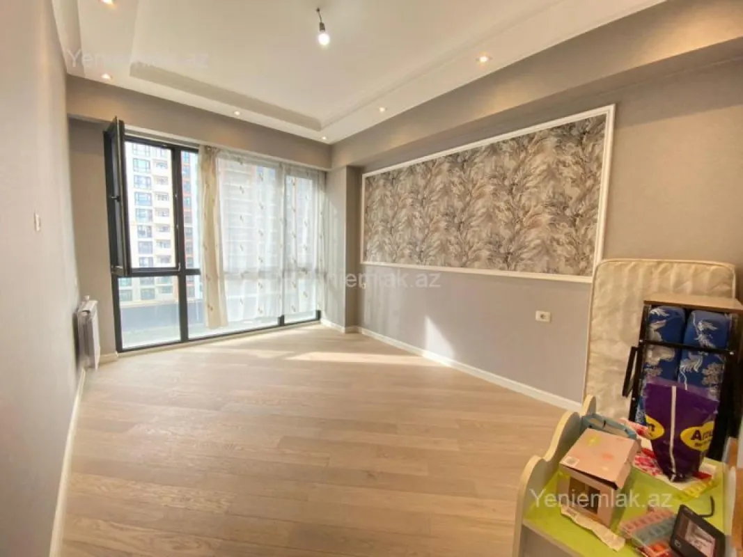 Satılır 3 otaqlı yeni tikili 96 m²