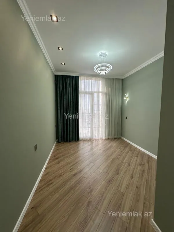 Satılır 3 otaqlı yeni tikili 83 m²