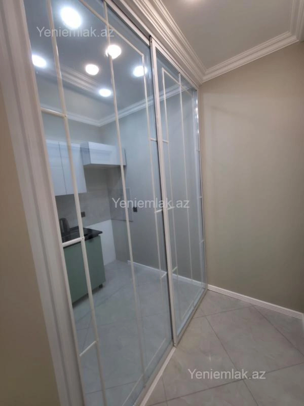 Satılır 3 otaqlı yeni tikili 83 m²