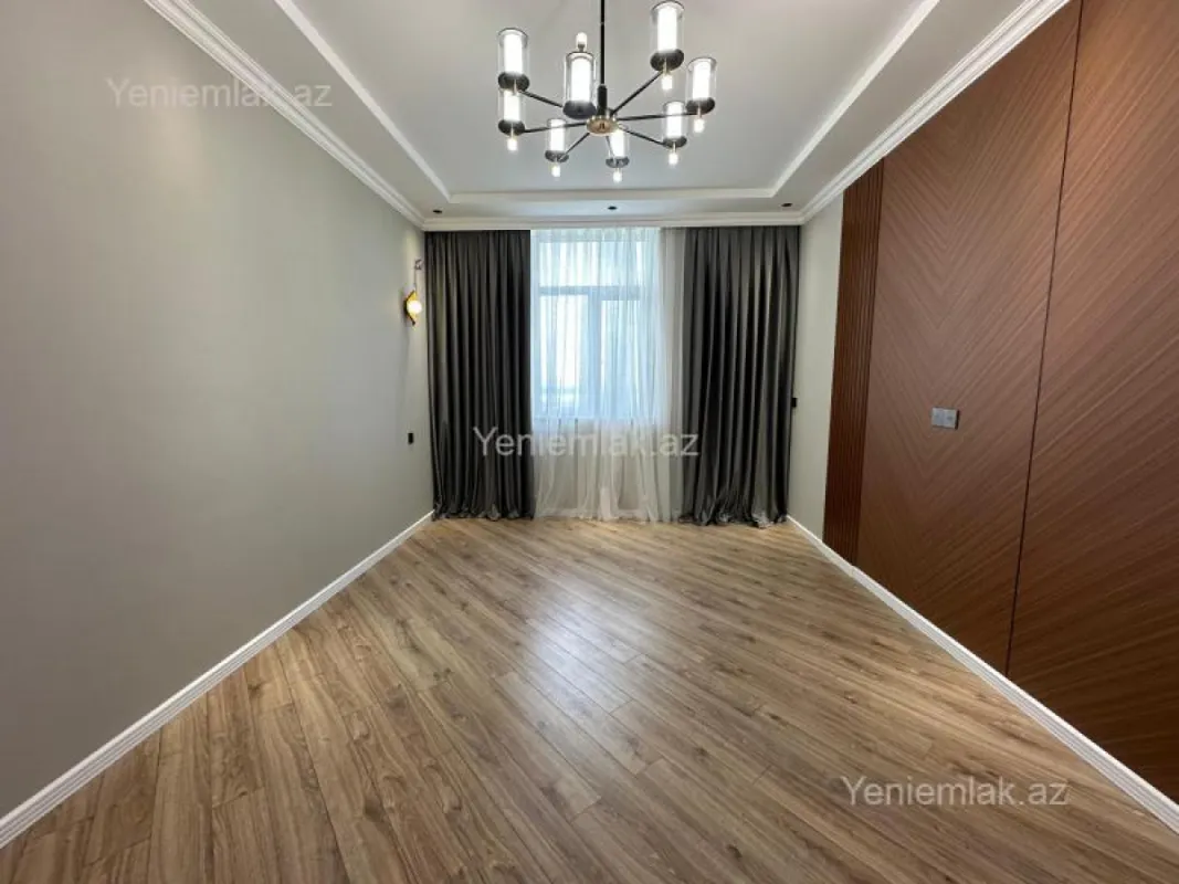 Satılır 3 otaqlı yeni tikili 83 m²