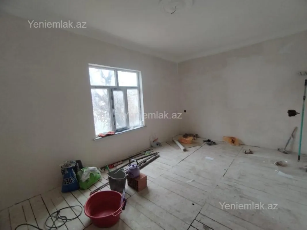 Satılır 3 otaqlı həyət evi 100 m²