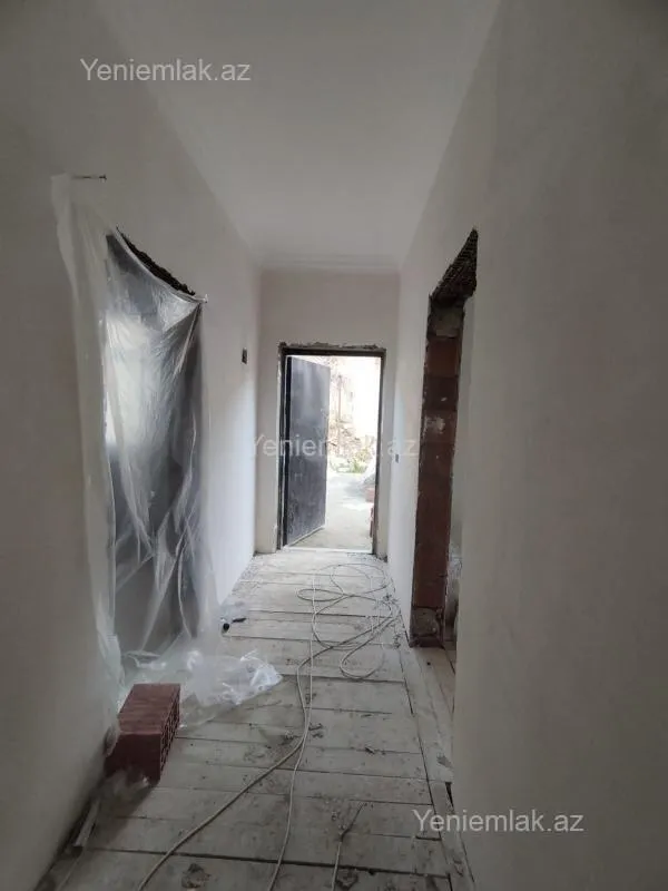 Satılır 3 otaqlı həyət evi 100 m²