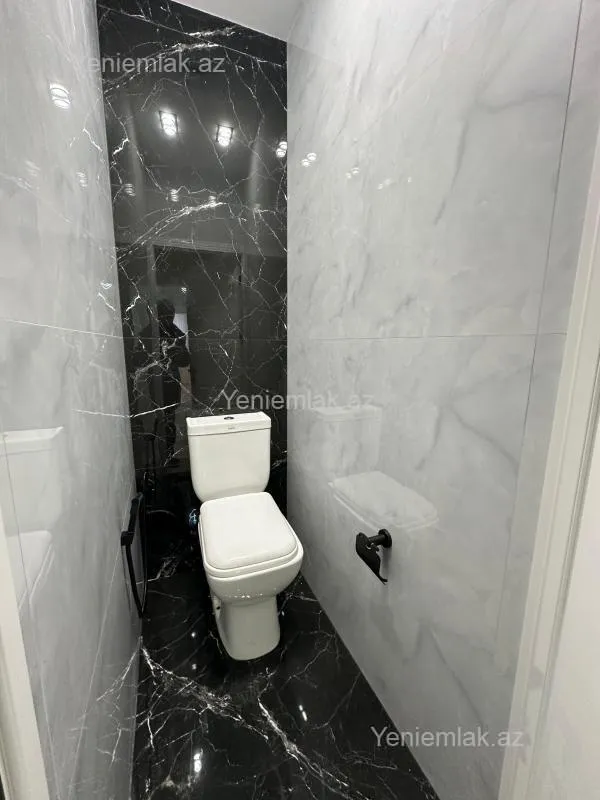 Satılır 3 otaqlı yeni tikili 70 m²