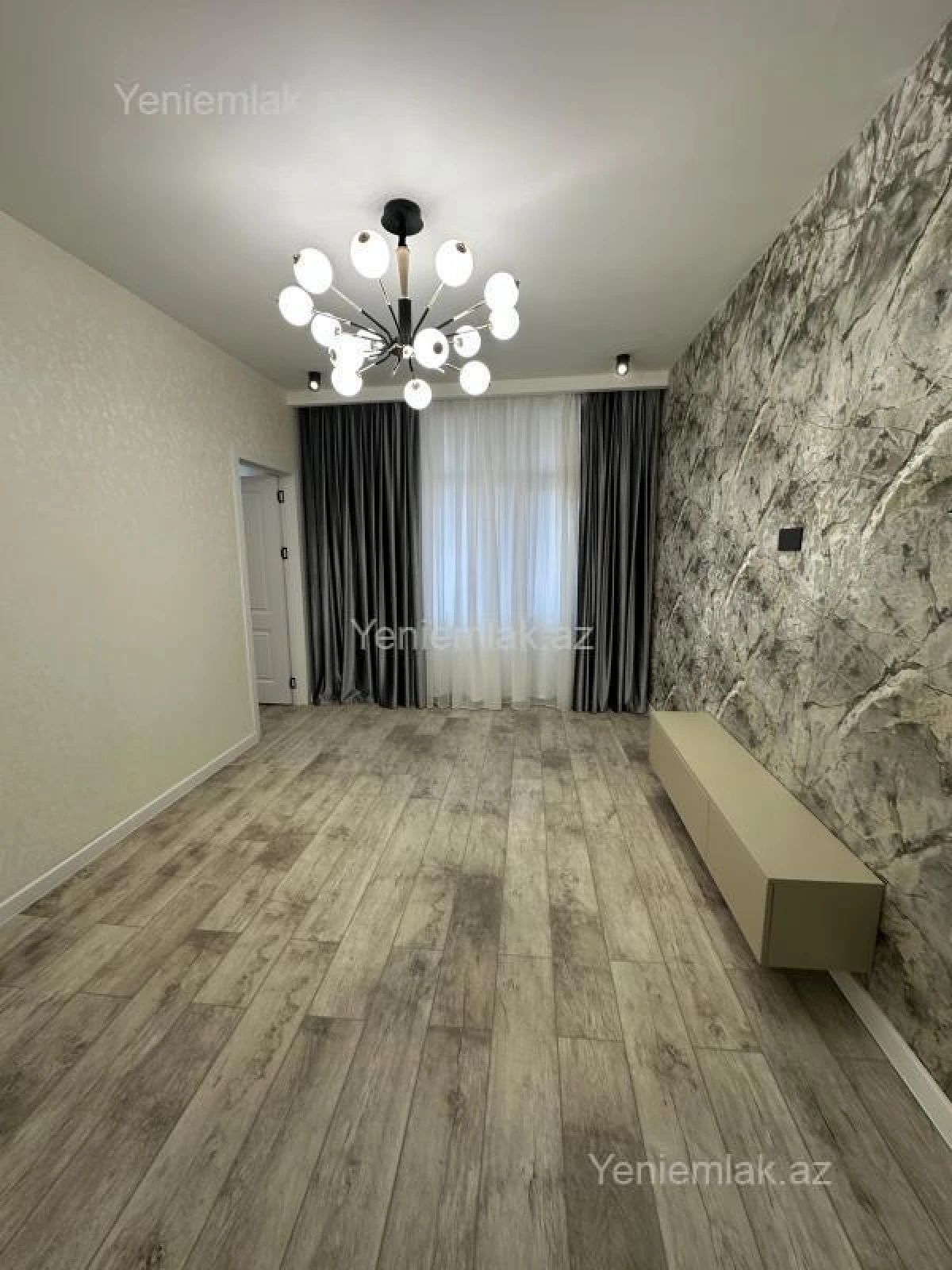 Satılır 3 otaqlı yeni tikili 70 m²