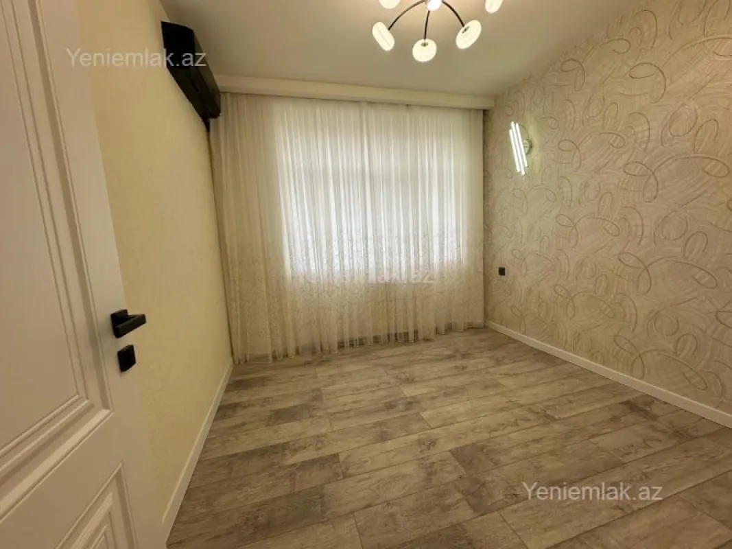 Satılır 3 otaqlı yeni tikili 70 m²
