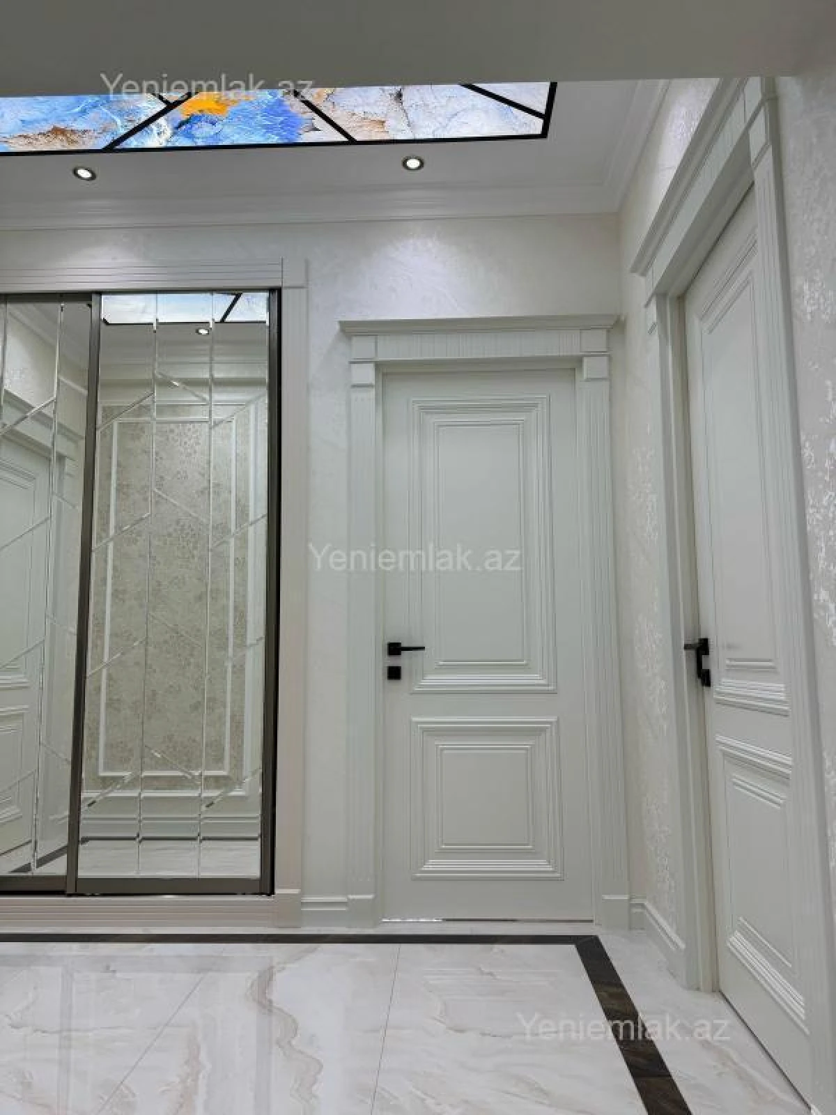 Satılır 3 otaqlı yeni tikili 100 m²