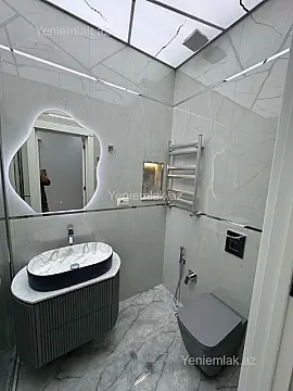 Satılır 3 otaqlı yeni tikili 100 m²