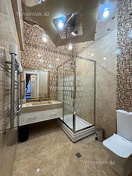 Satılır 4 otaqlı yeni tikili 200 m²