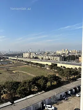 Satılır 4 otaqlı köhnə tikili 120 m²