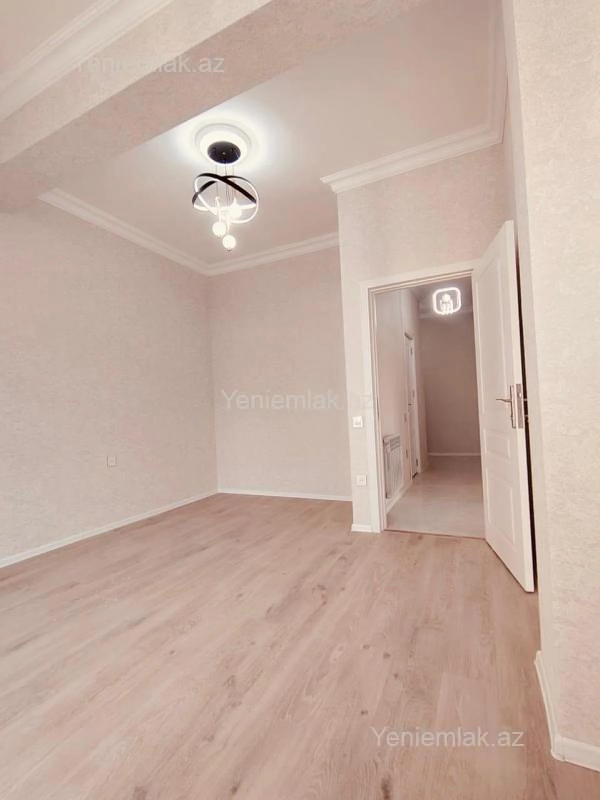 Satılır 3 otaqlı yeni tikili 99 m²