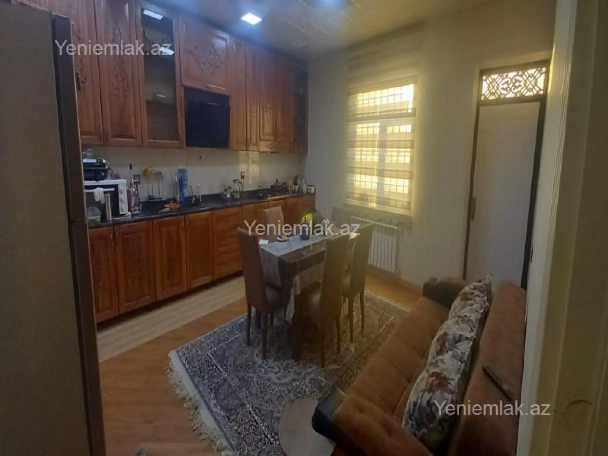 Satılır 6 otaqlı həyət evi 276 m²