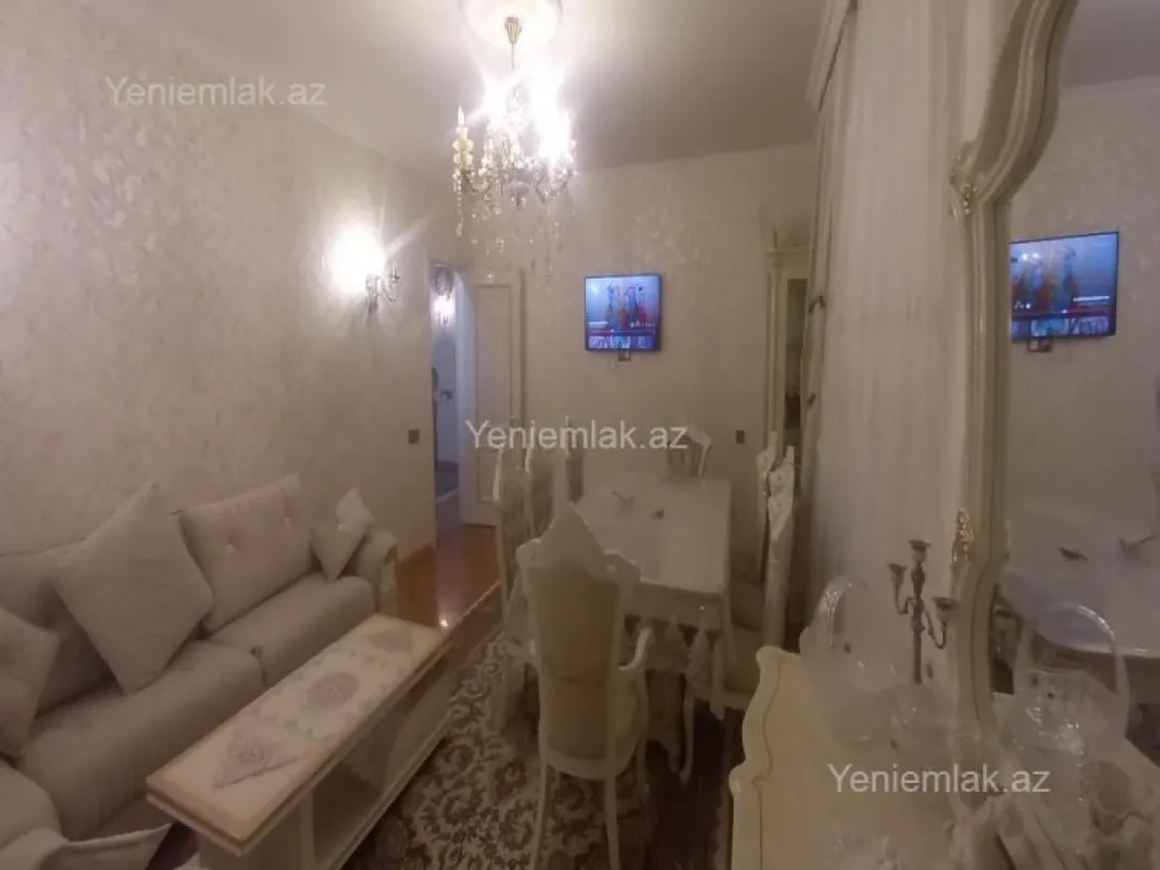 Satılır 6 otaqlı həyət evi 276 m²
