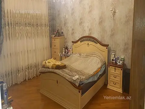 Satılır 6 otaqlı həyət evi 276 m²