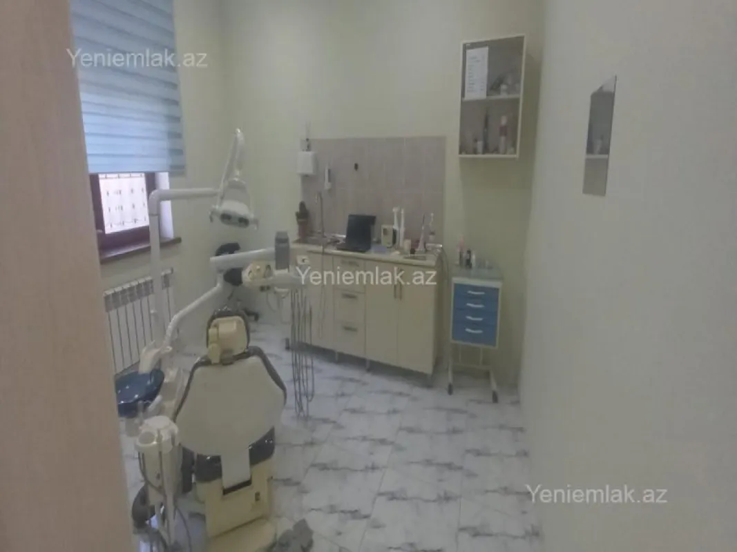 Satılır 6 otaqlı həyət evi 276 m²