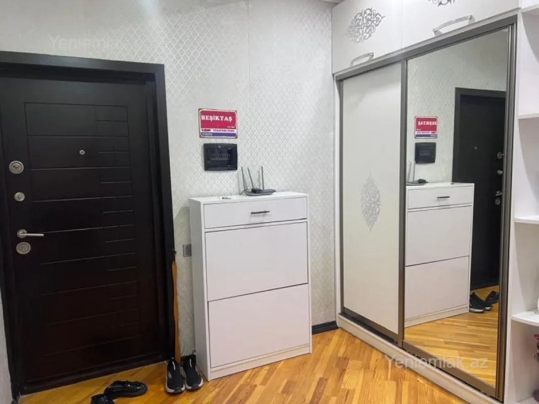 Satılır 3 otaqlı yeni tikili 95 m²