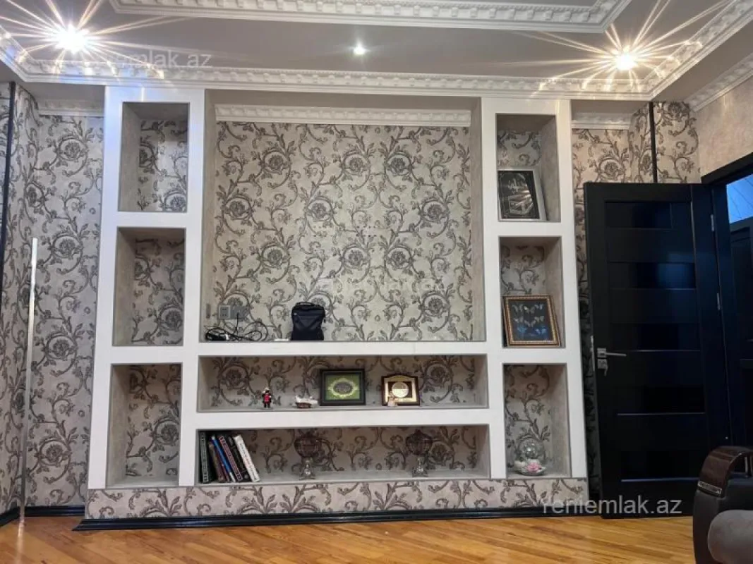 Satılır 3 otaqlı yeni tikili 95 m²