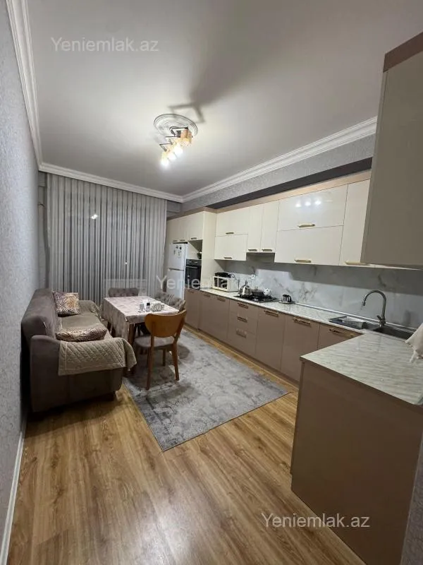 Satılır 4 otaqlı yeni tikili 171 m²