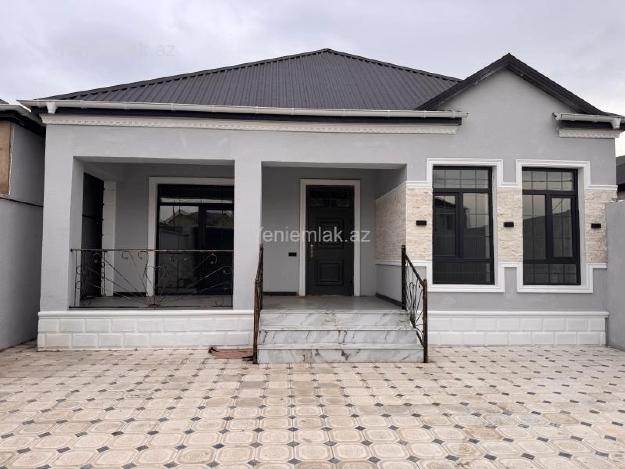 Satılır 3 otaqlı həyət evi 105 m²