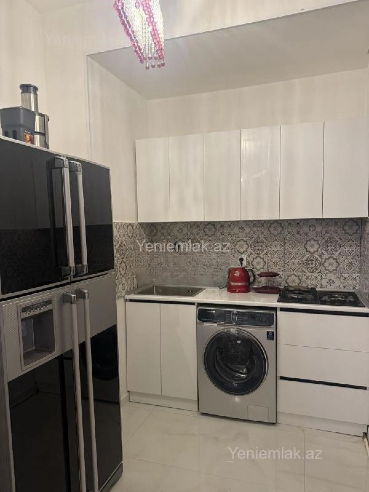 Satılır 3 otaqlı yeni tikili 90 m²