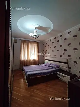 Satılır 4 otaqlı köhnə tikili 110 m²