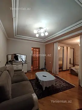 Satılır 4 otaqlı köhnə tikili 110 m² — Bakı, Binəqədi 4 otaq 110.00 m²