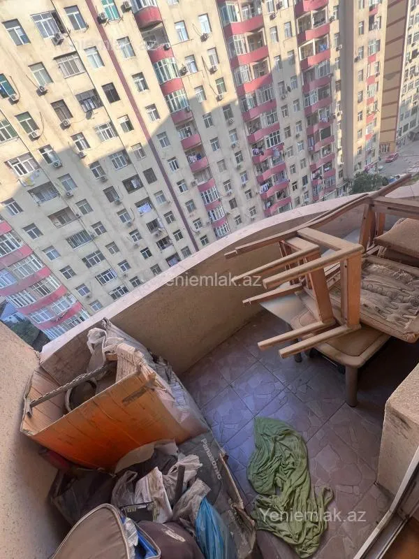 Satılır 3 otaqlı yeni tikili 110 m²