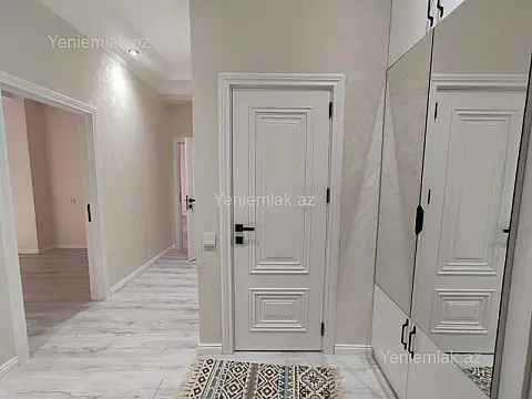 Satılır 5 otaqlı həyət evi 280 m²