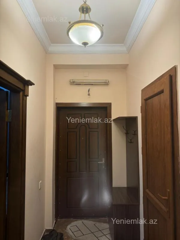 Satılır 3 otaqlı yeni tikili 100 m²