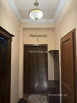 Satılır 3 otaqlı yeni tikili 100 m²