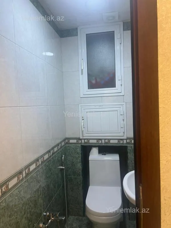 Satılır 3 otaqlı yeni tikili 100 m²