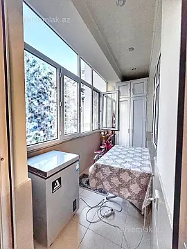 Satılır 3 otaqlı yeni tikili 135 m²