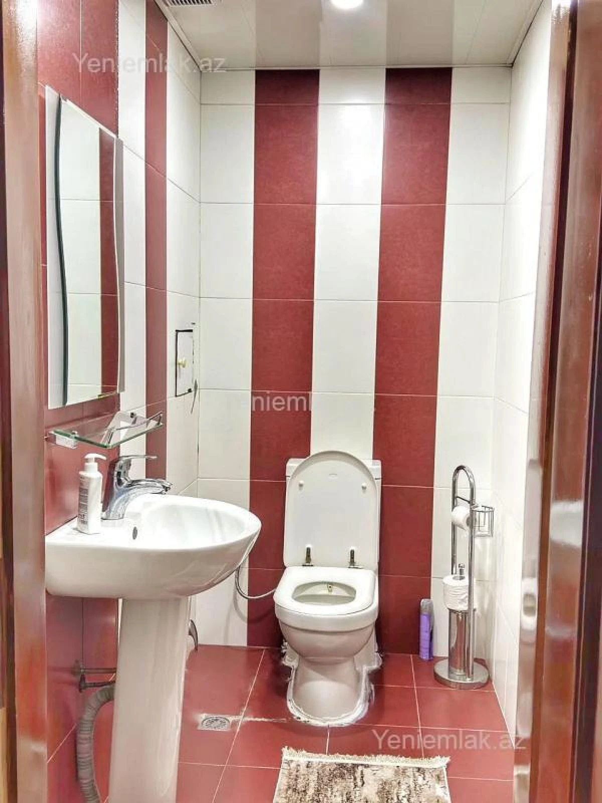 Satılır 3 otaqlı yeni tikili 135 m²