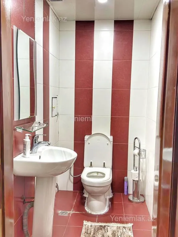 Satılır 3 otaqlı yeni tikili 135 m²