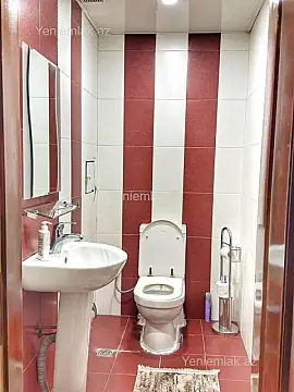 Satılır 3 otaqlı yeni tikili 135 m²