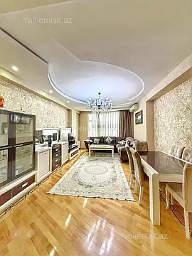 Satılır 3 otaqlı yeni tikili 135 m²