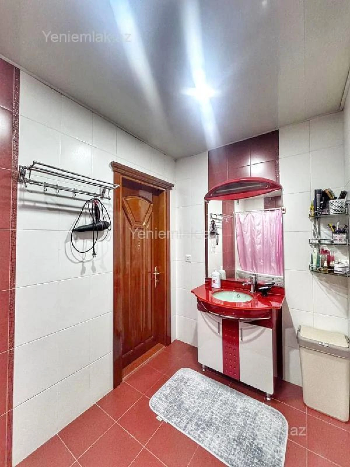 Satılır 3 otaqlı yeni tikili 135 m²