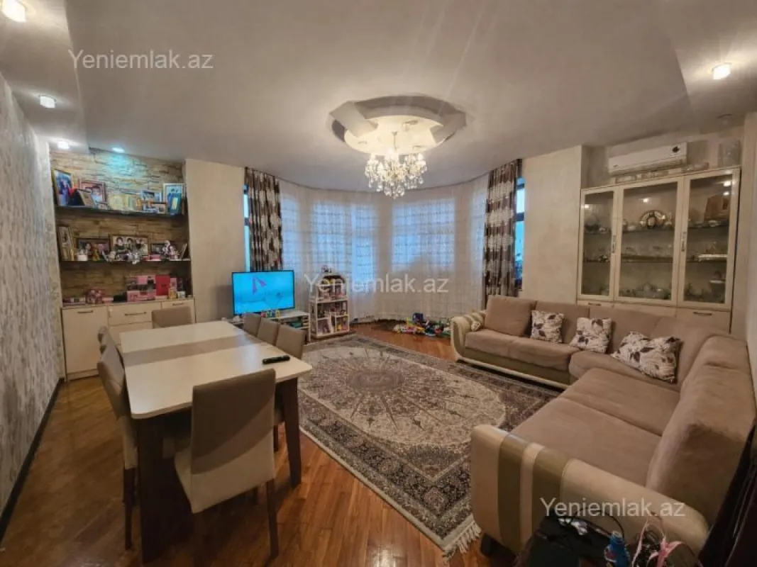 Satılır 2 otaqlı yeni tikili 105 m²