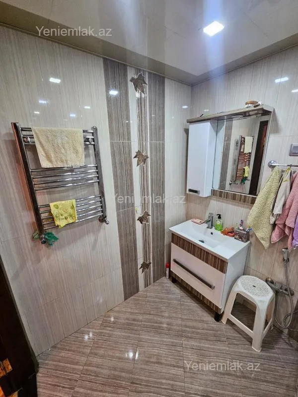 Satılır 2 otaqlı yeni tikili 105 m²