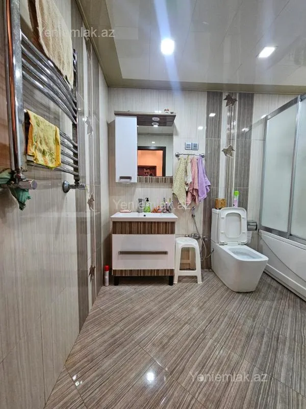 Satılır 2 otaqlı yeni tikili 105 m²