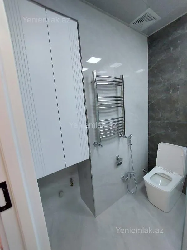 Satılır 3 otaqlı yeni tikili 95 m²