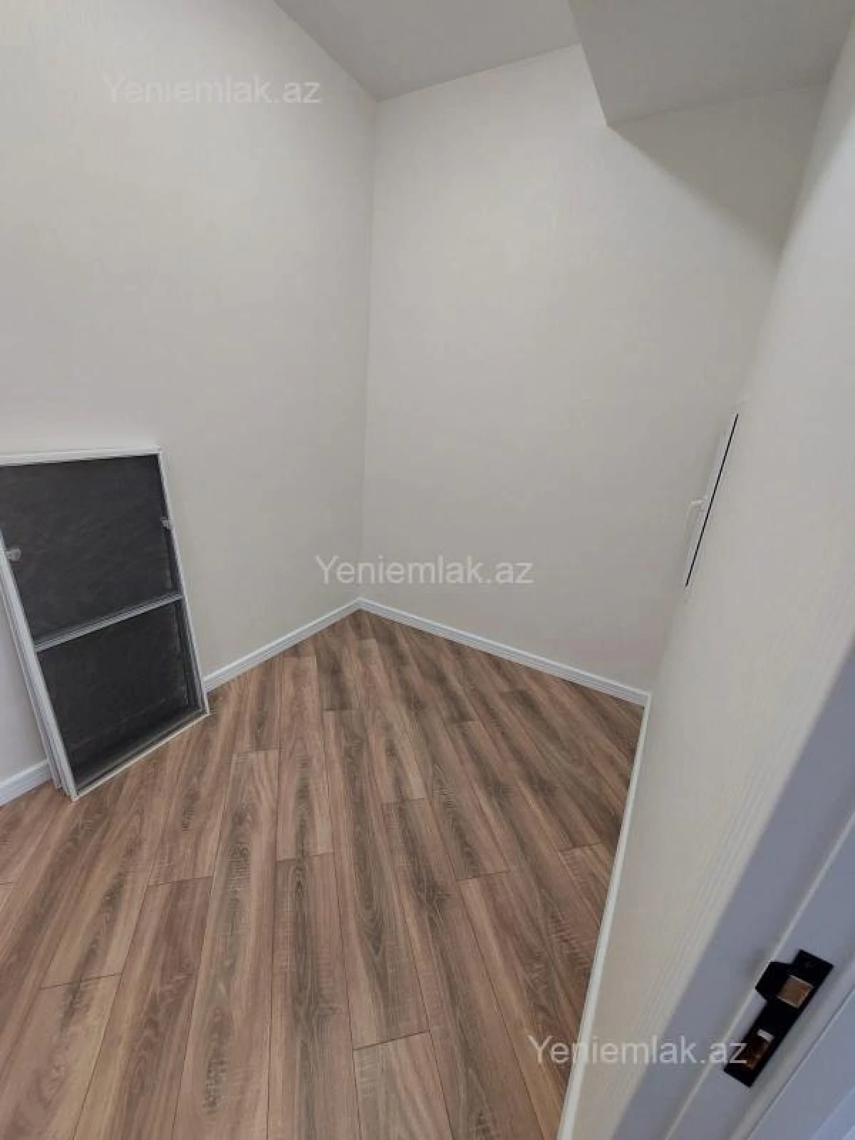 Satılır 3 otaqlı yeni tikili 95 m²