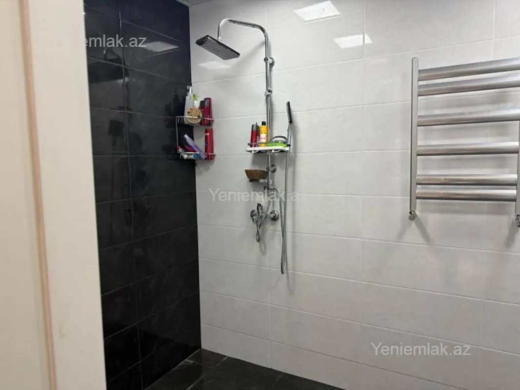 Satılır 3 otaqlı yeni tikili 112 m²
