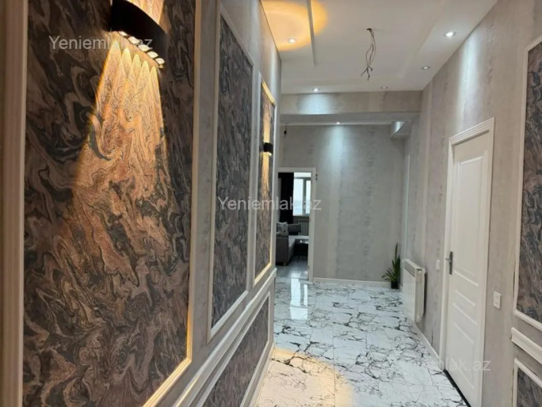 Satılır 3 otaqlı yeni tikili 112 m²