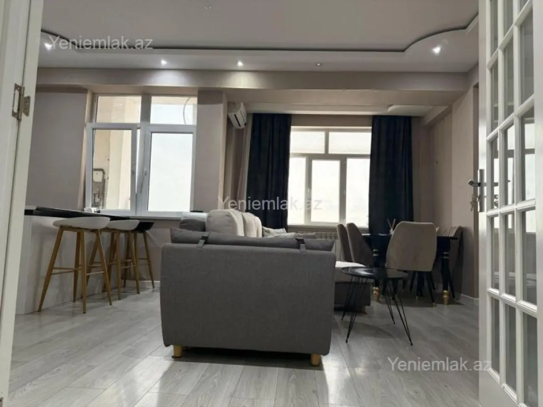 Satılır 3 otaqlı yeni tikili 112 m²