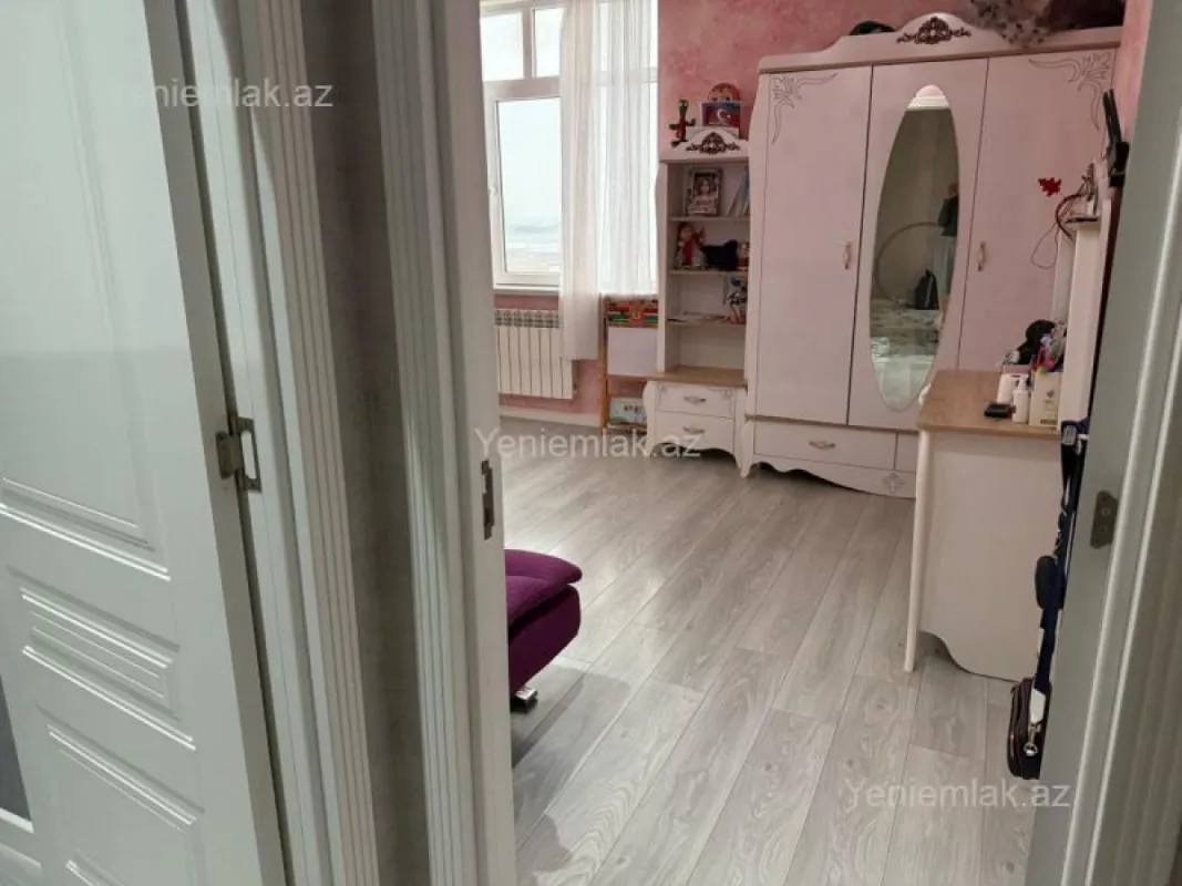 Satılır 3 otaqlı yeni tikili 112 m²