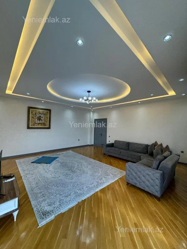 Satılır 3 otaqlı yeni tikili 150 m²