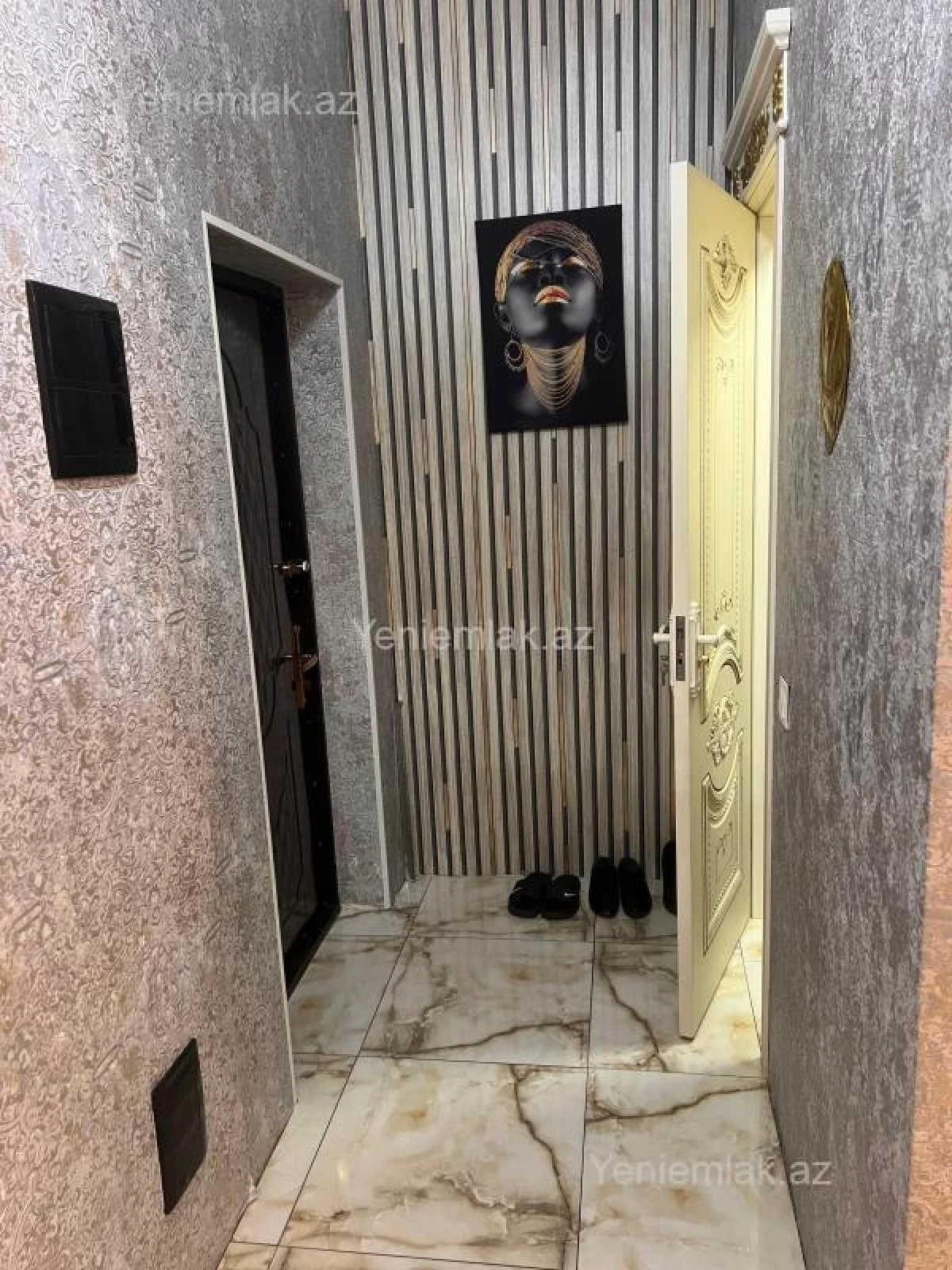 Satılır 3 otaqlı yeni tikili 120 m²