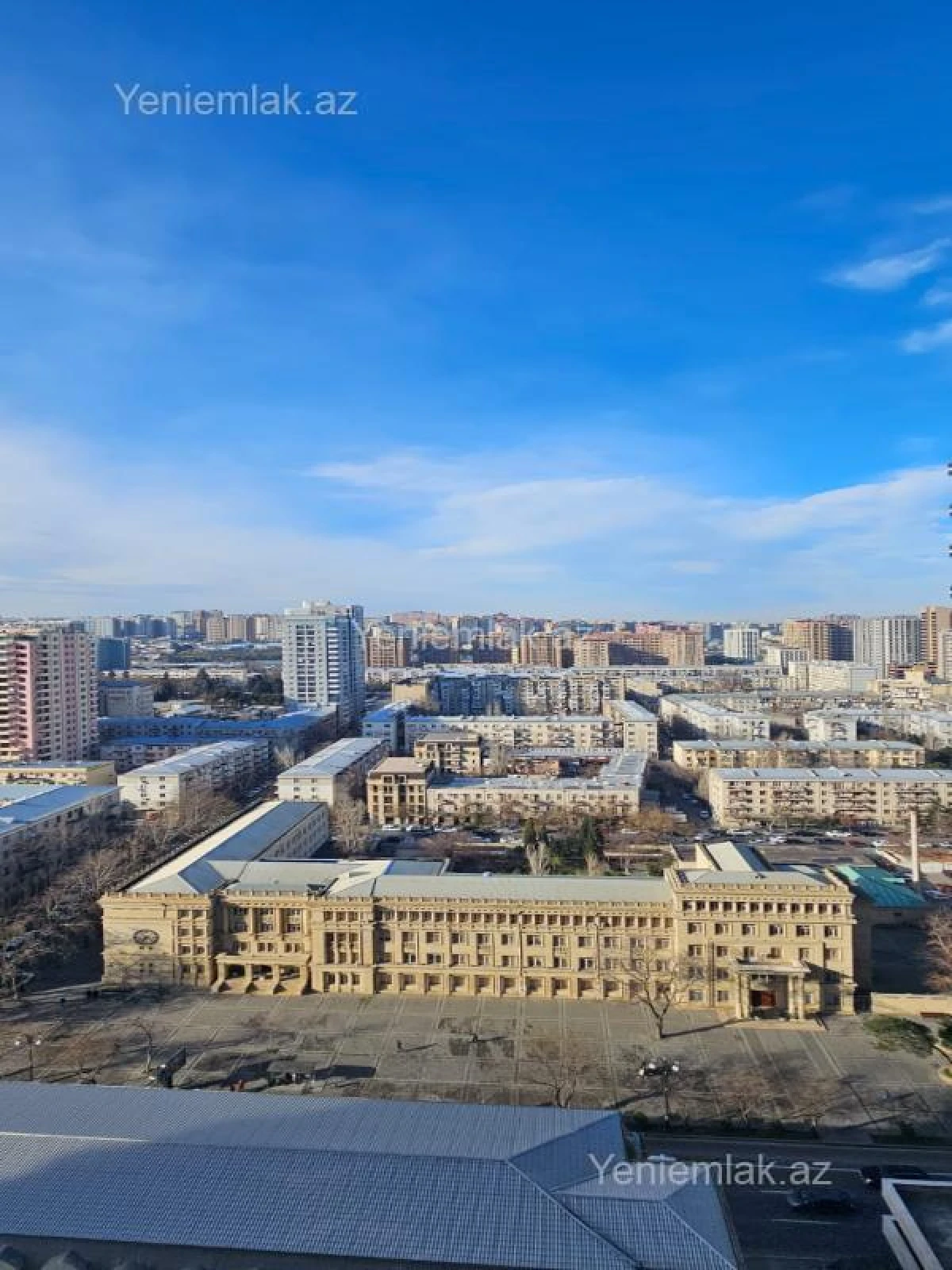 Satılır 3 otaqlı yeni tikili 135 m²