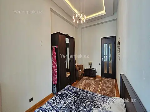Satılır 3 otaqlı yeni tikili 135 m²
