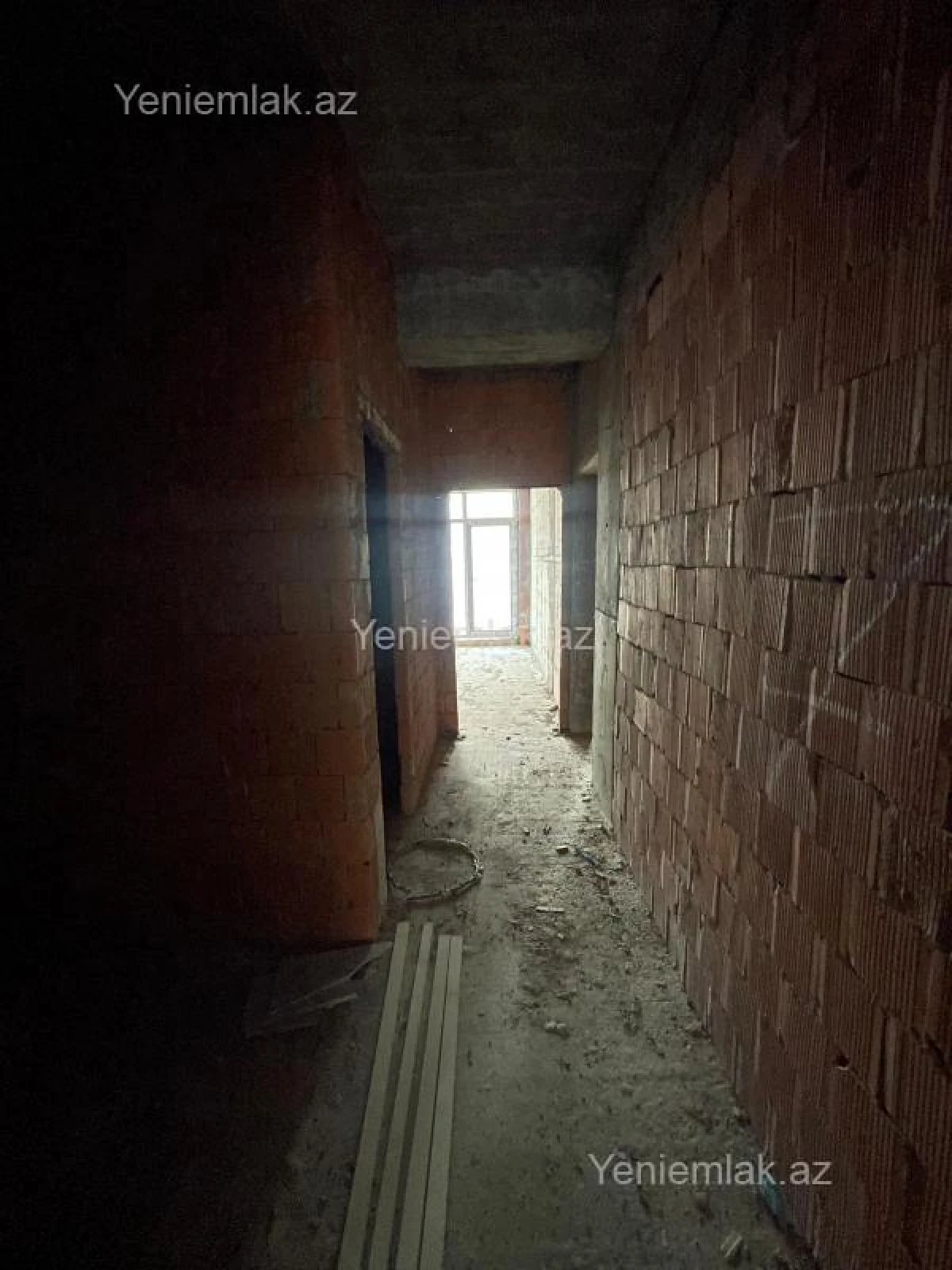 Satılır 1 otaqlı yeni tikili 50 m²